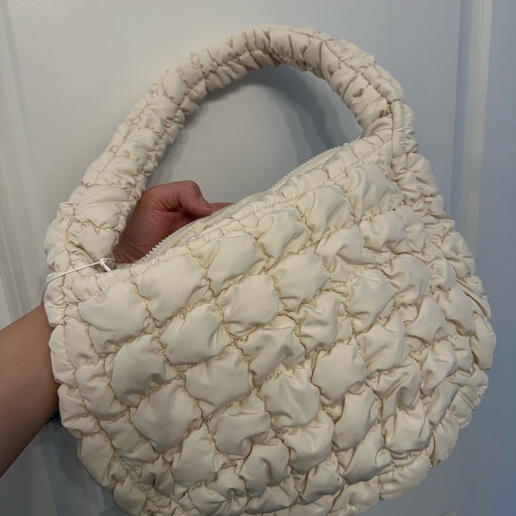 🤍 COS quilted bag - Picture 3 of 5